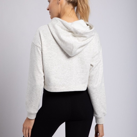 Cropped Peekaboo Hoodie - Picture 3 of 4